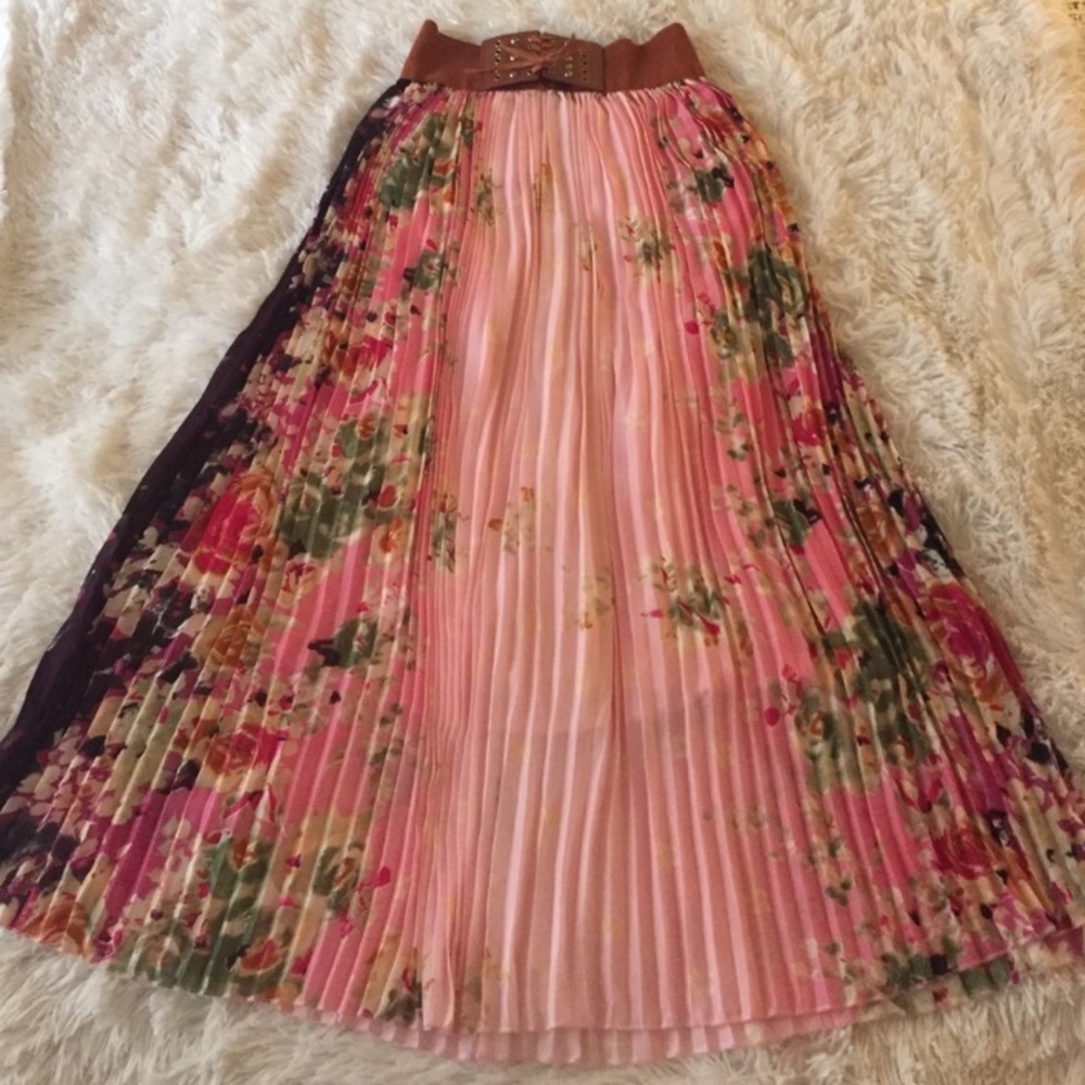 Floral pleated corset skirt